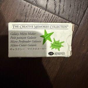 Creative Memories Galaxy Micro Cutter with White and Green Accents